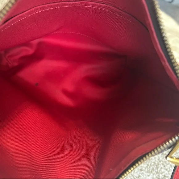 Louis Vuitton South Bank Besace - Picture 10 of 16